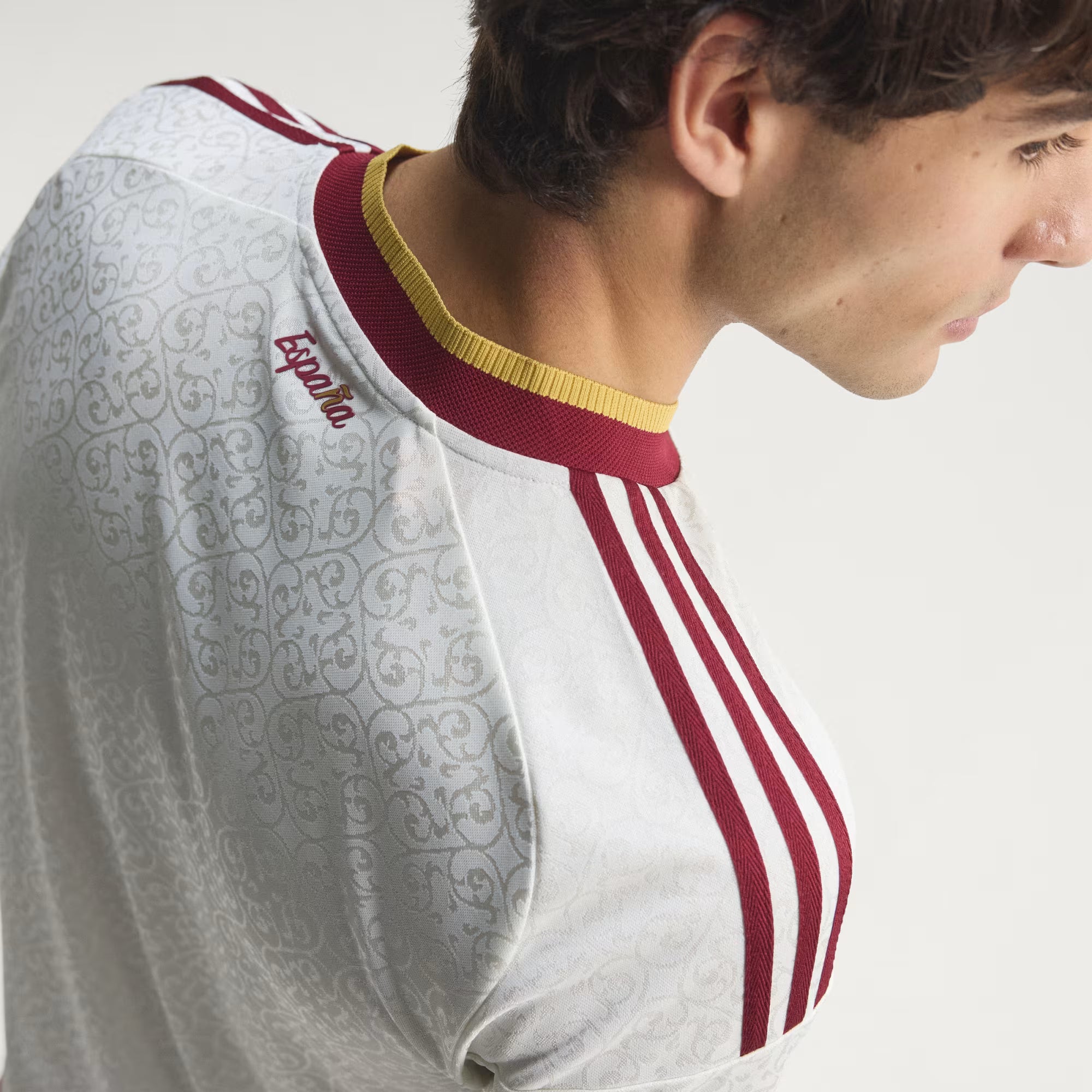 Spain 2026 Away Jersey - Player